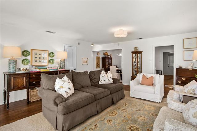 205 Wacker Lane S, Mobile, AL 36608