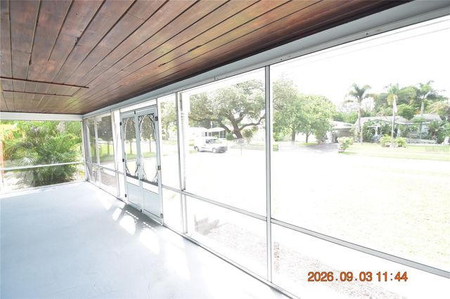 908 7TH AVENUE SW 908, Largo, FL 33770