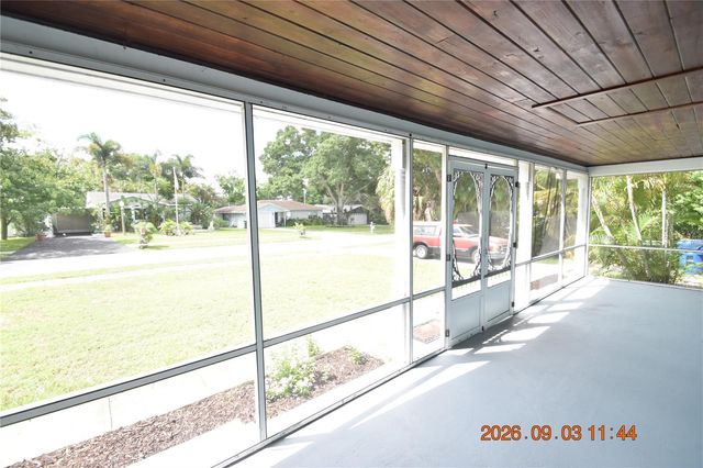 908 7TH AVENUE SW 908, Largo, FL 33770