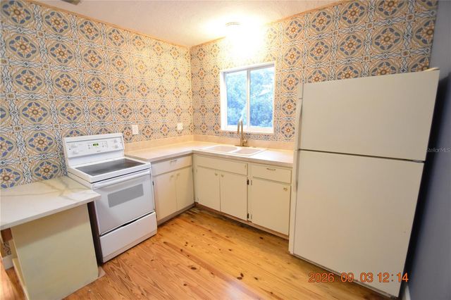 908 7TH AVENUE SW 908, Largo, FL 33770