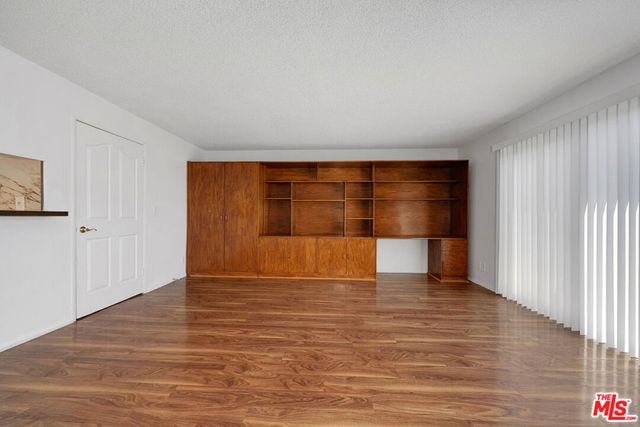 2519 Kansas Avenue 107, Santa Monica, CA 90404