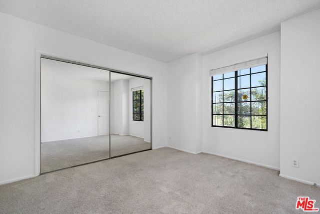 2519 Kansas Avenue 107, Santa Monica, CA 90404