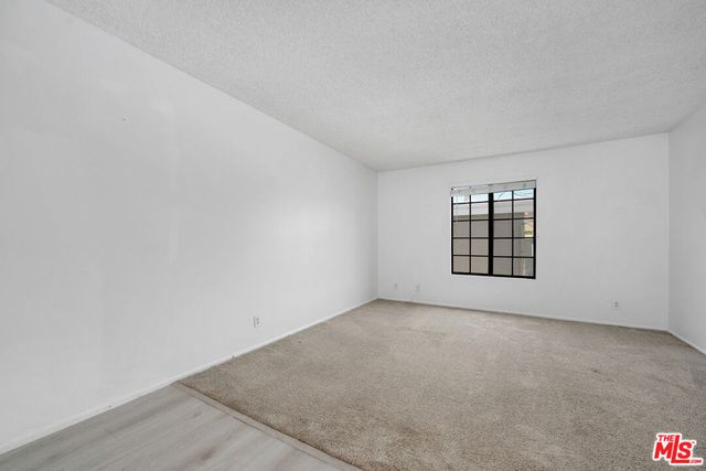 2519 Kansas Avenue 107, Santa Monica, CA 90404