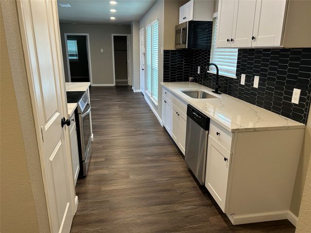 3837 Burning Tree Lane, Garland, TX 75042