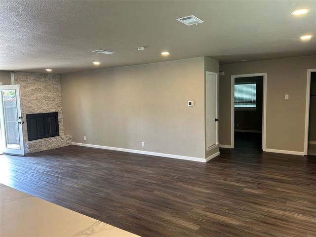 3837 Burning Tree Lane, Garland, TX 75042