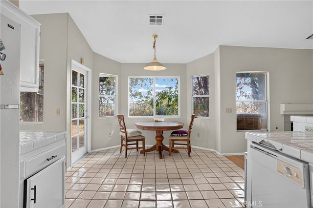 2816 Owens, Rosamond, CA 93560