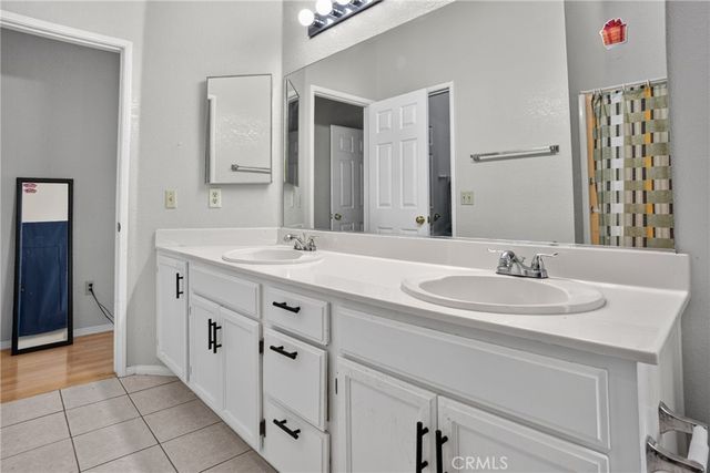 2816 Owens, Rosamond, CA 93560