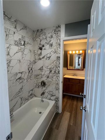 14096 Mitchell Court, Basehor, KS 66007