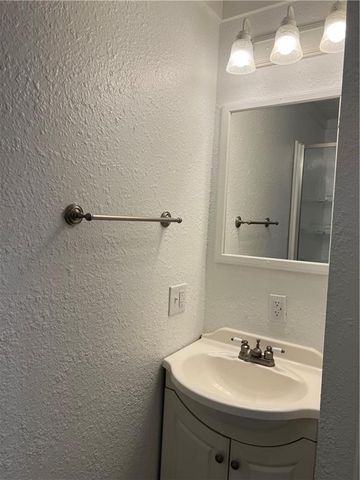 14096 Mitchell Court, Basehor, KS 66007