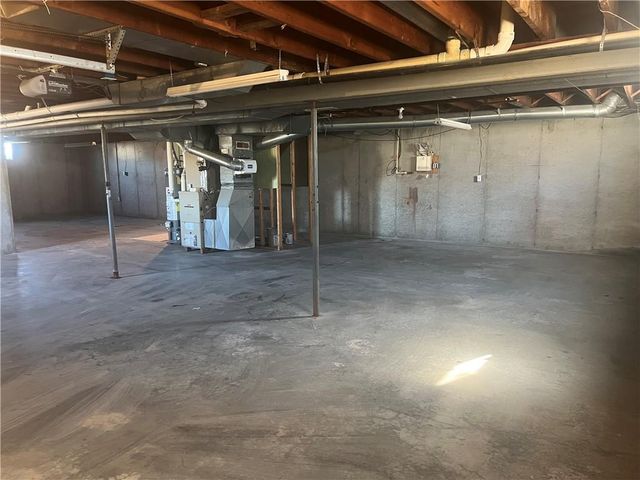 14096 Mitchell Court, Basehor, KS 66007