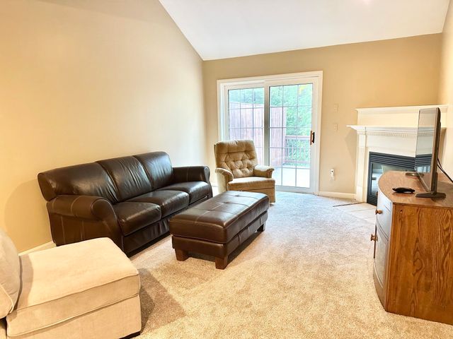 28 Penacook Terrace, Merrimack, NH 03054