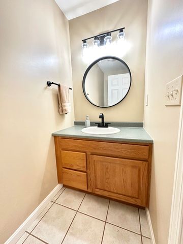 28 Penacook Terrace, Merrimack, NH 03054