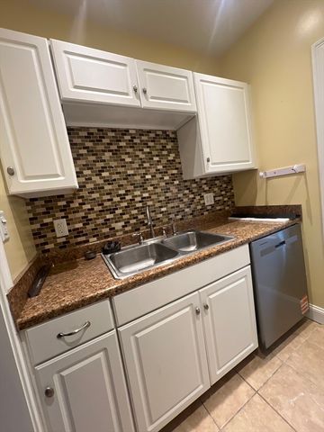 137 Crawford Street, Lowell, MA 01854