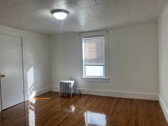 137 Crawford Street, Lowell, MA 01854