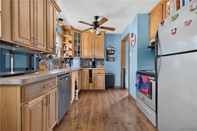 8306 Pershing Avenue, Niagara Falls, NY 14304