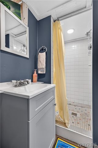 8306 Pershing Avenue, Niagara Falls, NY 14304