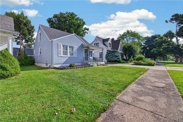 8306 Pershing Avenue, Niagara Falls, NY 14304