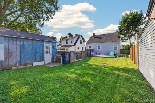 8306 Pershing Avenue, Niagara Falls, NY 14304