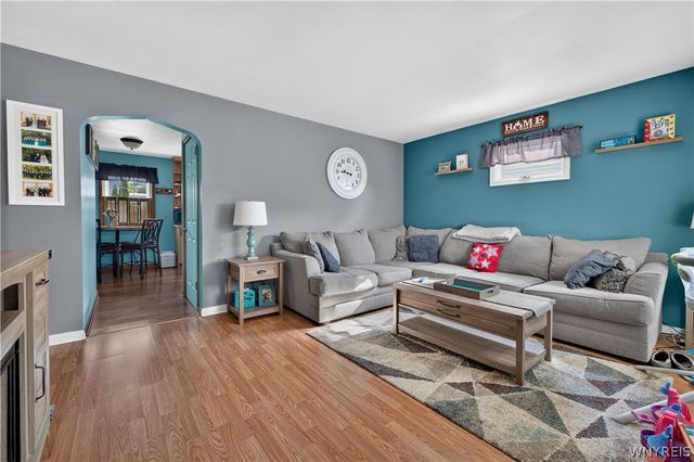 8306 Pershing Avenue, Niagara Falls, NY 14304
