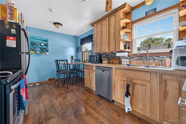 8306 Pershing Avenue, Niagara Falls, NY 14304