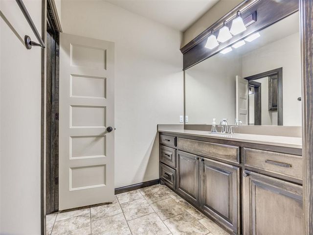 4232 Hackney Wick Road, Norman, OK 73072