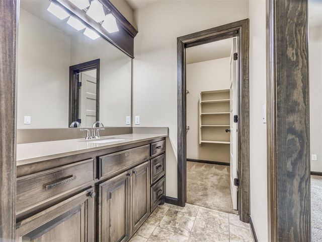 4232 Hackney Wick Road, Norman, OK 73072