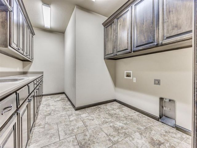 4232 Hackney Wick Road, Norman, OK 73072