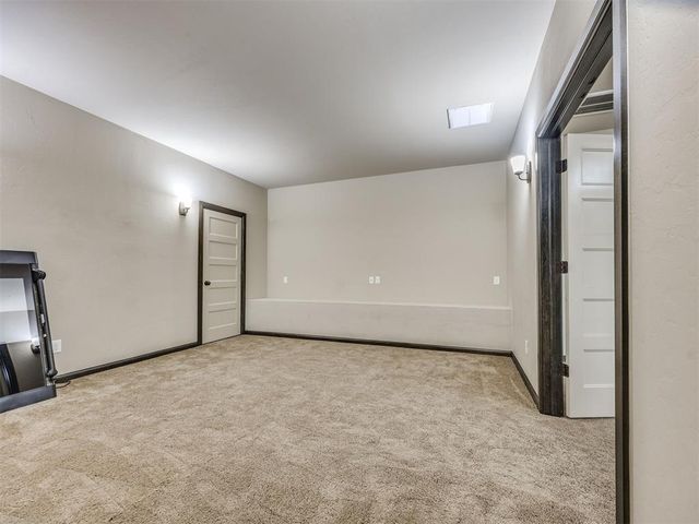4232 Hackney Wick Road, Norman, OK 73072