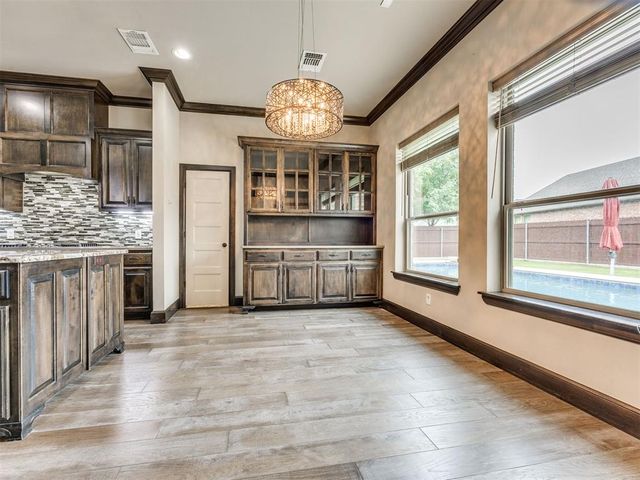 4232 Hackney Wick Road, Norman, OK 73072