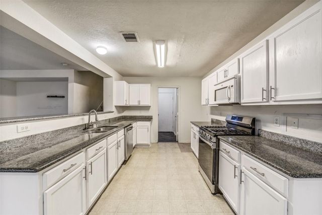 20718 Tayman Oaks Drive, Cypress, TX 77433
