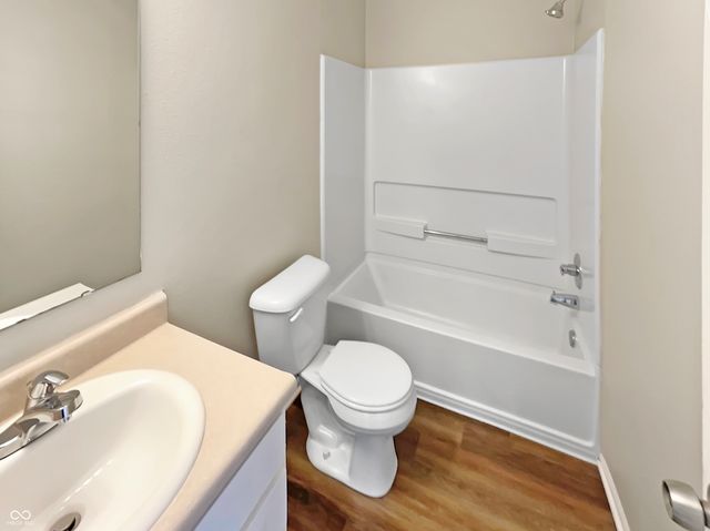 8945 Poppy Lane, Indianapolis, IN 46231