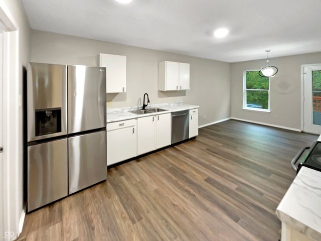 8945 Poppy Lane, Indianapolis, IN 46231