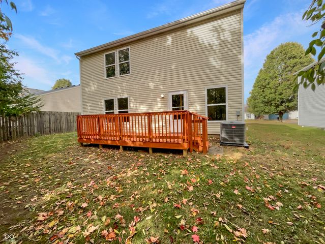 8945 Poppy Lane, Indianapolis, IN 46231