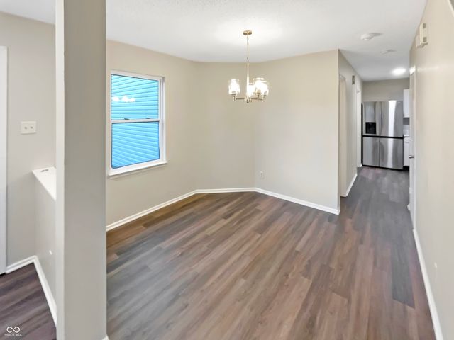 8945 Poppy Lane, Indianapolis, IN 46231
