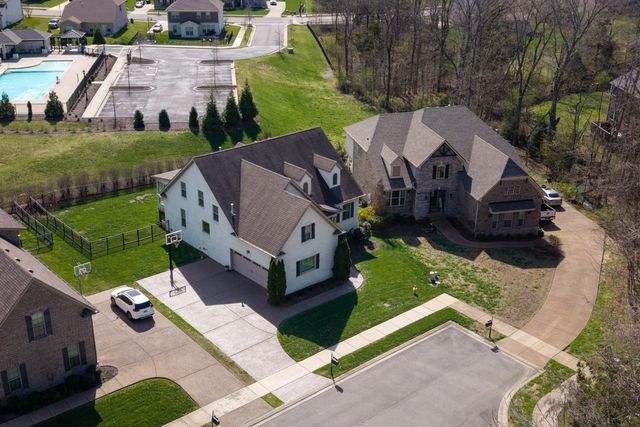 105 Carly Close, W, Hendersonville, TN 37075