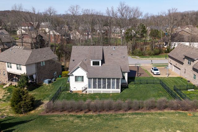 105 Carly Close, W, Hendersonville, TN 37075