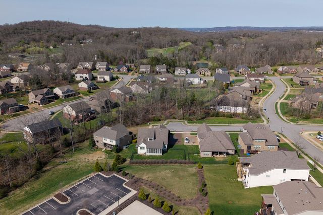 105 Carly Close, W, Hendersonville, TN 37075