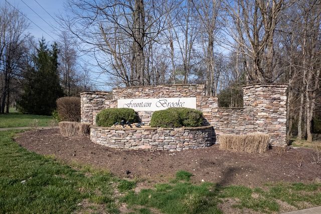 105 Carly Close, W, Hendersonville, TN 37075