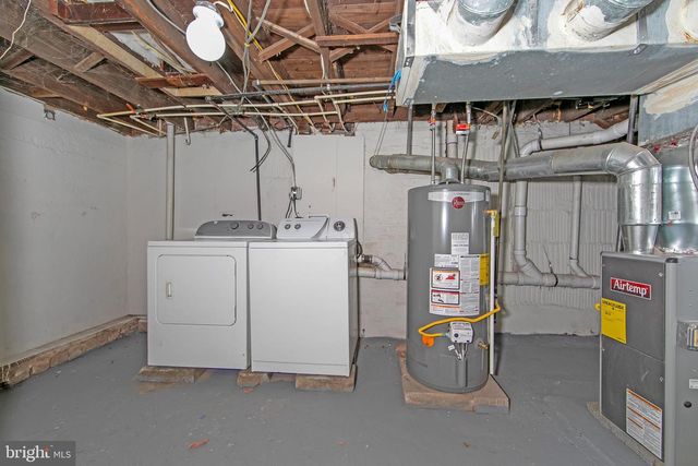 3156 ALABAMA RD, Camden, NJ 08104