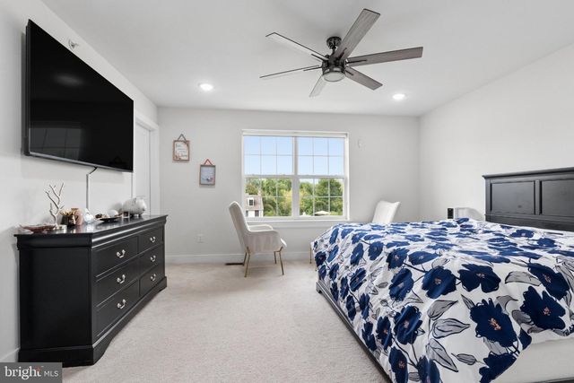 164 LIVINGSTON LN, Exton, PA 19341