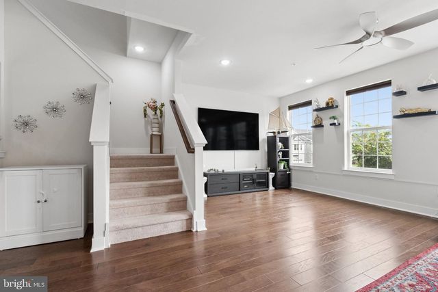 164 LIVINGSTON LN, Exton, PA 19341