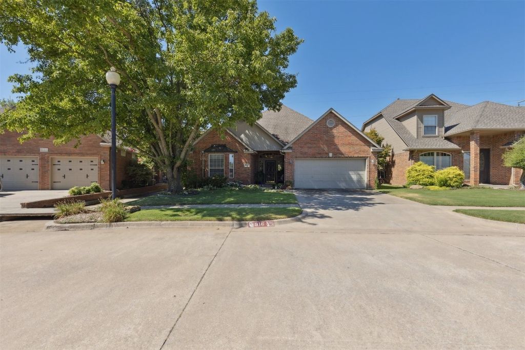 916 Riviera Drive, Norman, OK 73072