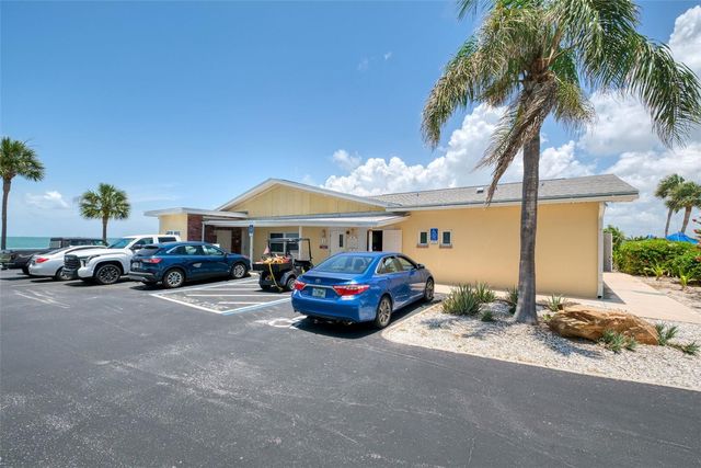 2 CAUSEWAY BOULEVARD 102, Dunedin, FL 34698