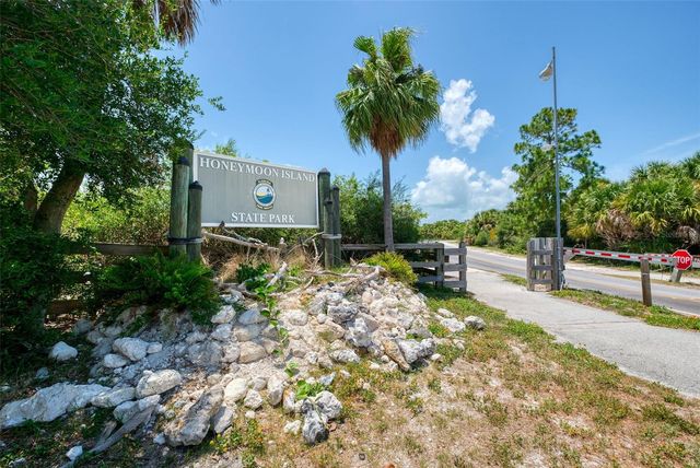 2 CAUSEWAY BOULEVARD 102, Dunedin, FL 34698