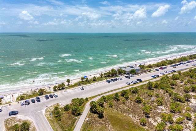 2 CAUSEWAY BOULEVARD 102, Dunedin, FL 34698