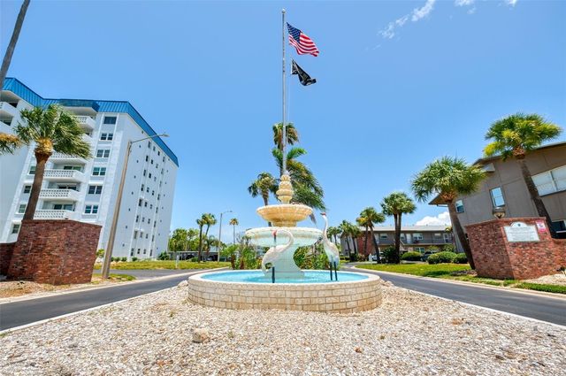 2 CAUSEWAY BOULEVARD 102, Dunedin, FL 34698