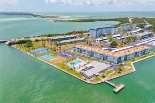 2 CAUSEWAY BOULEVARD 102, Dunedin, FL 34698