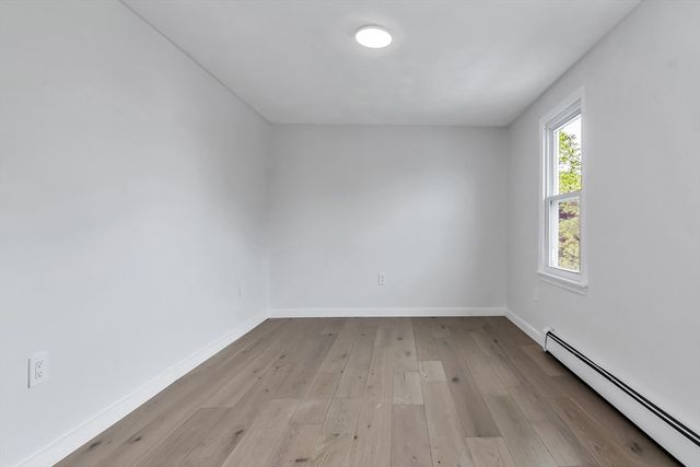 15 Crescent St D, Lawrence, MA 01841