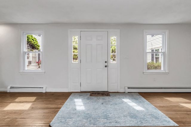 15 Crescent St D, Lawrence, MA 01841
