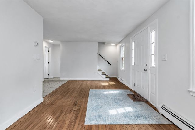 15 Crescent St D, Lawrence, MA 01841